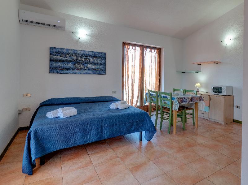 Residence Le Pavoncelle Санта-Тереза-Галлура Экстерьер фото