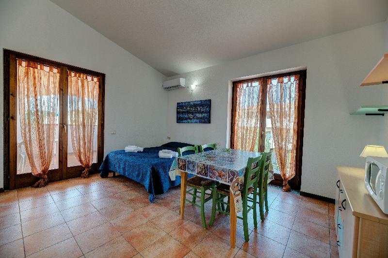 Residence Le Pavoncelle Санта-Тереза-Галлура Экстерьер фото